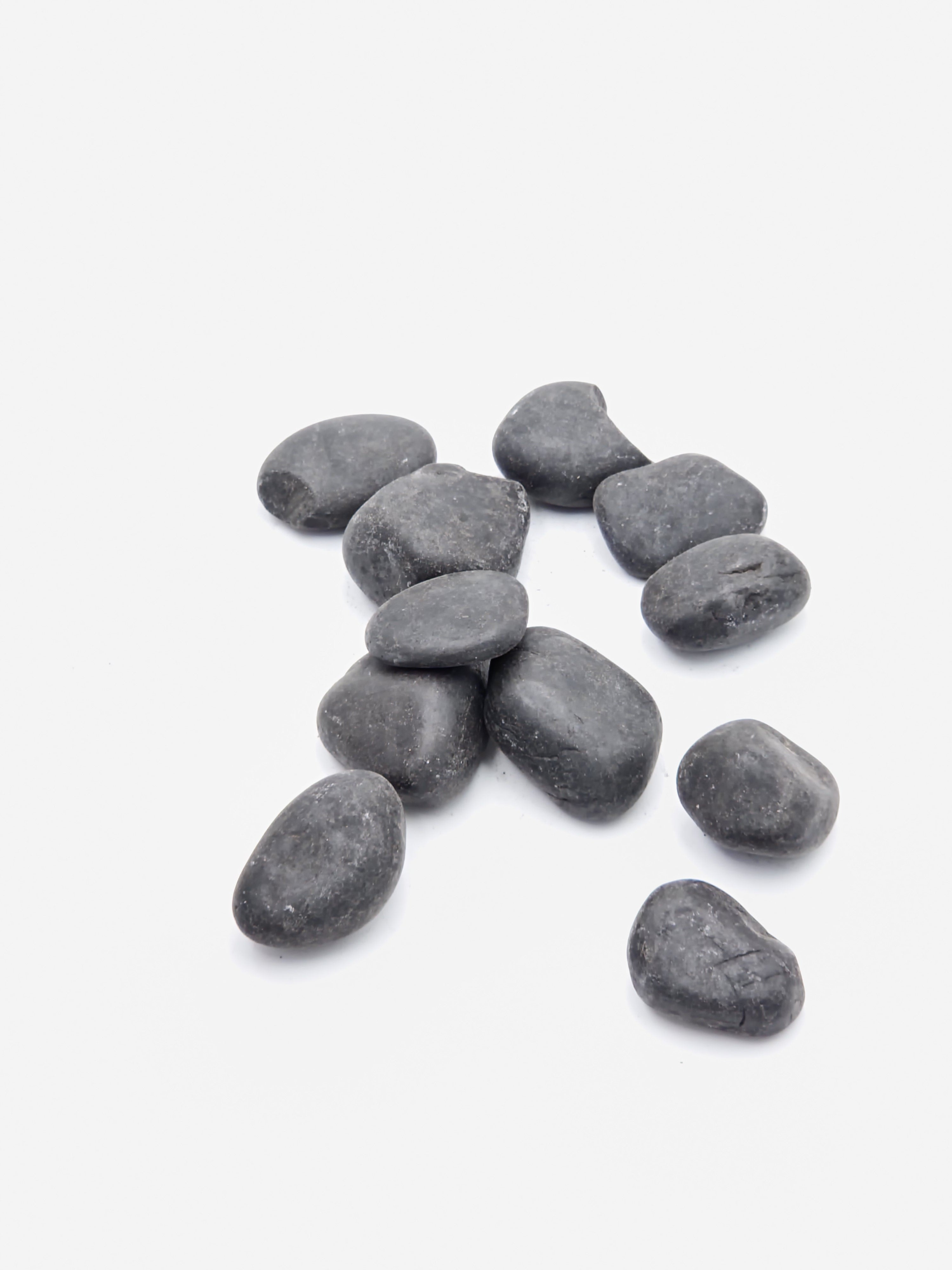 20kg Bulk Natural River Rock - Black and White Landscaping Pebbles for Garden & Home Décor | Outdoor Water Scaping Natural Stones