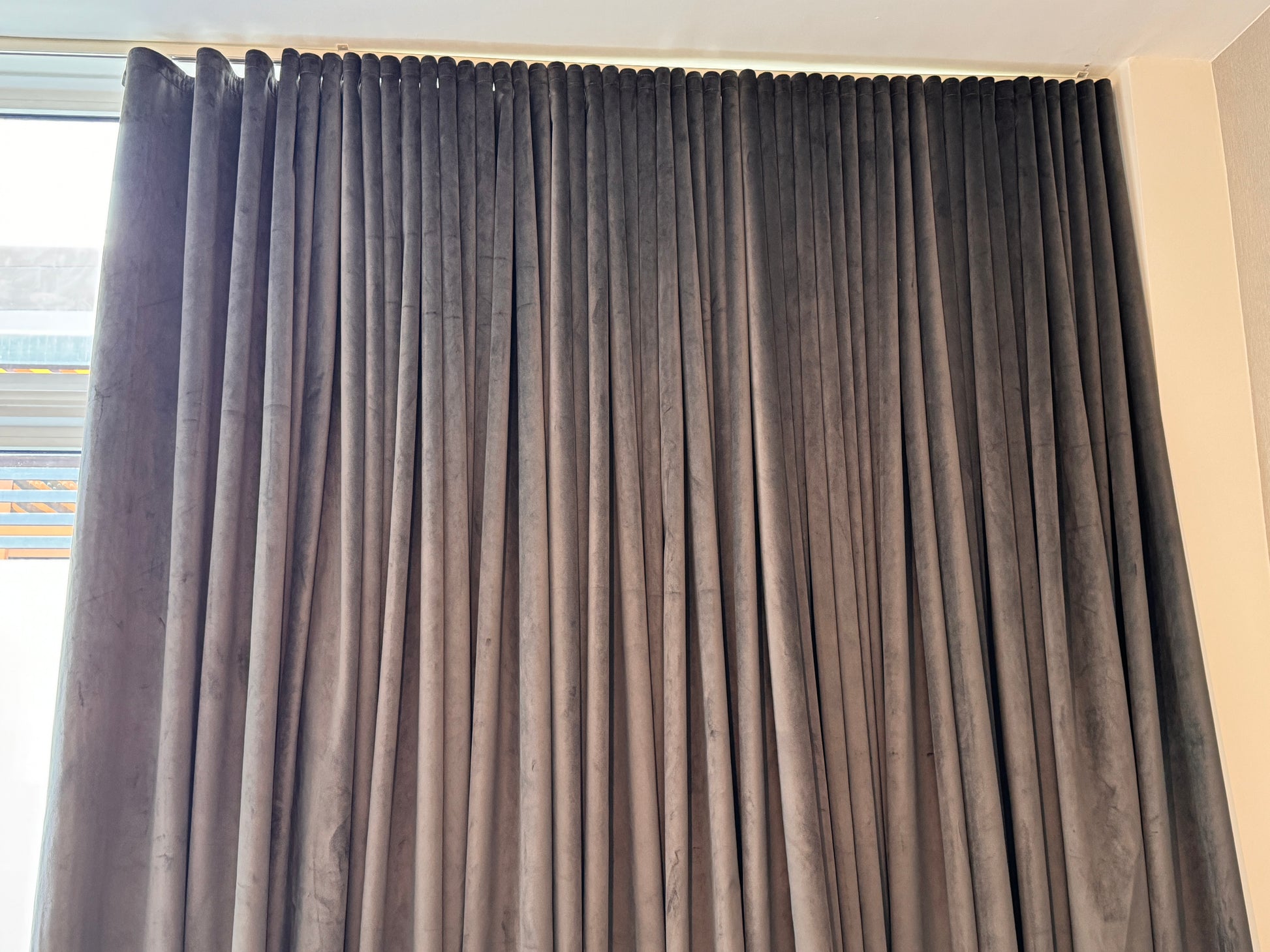 Blackout curtain