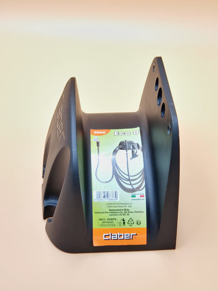 Durable Garden Pipe Hanger - Made in Italy by Claber Hose